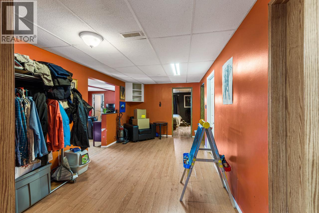 1740 Macaulay Road Property Photo 34