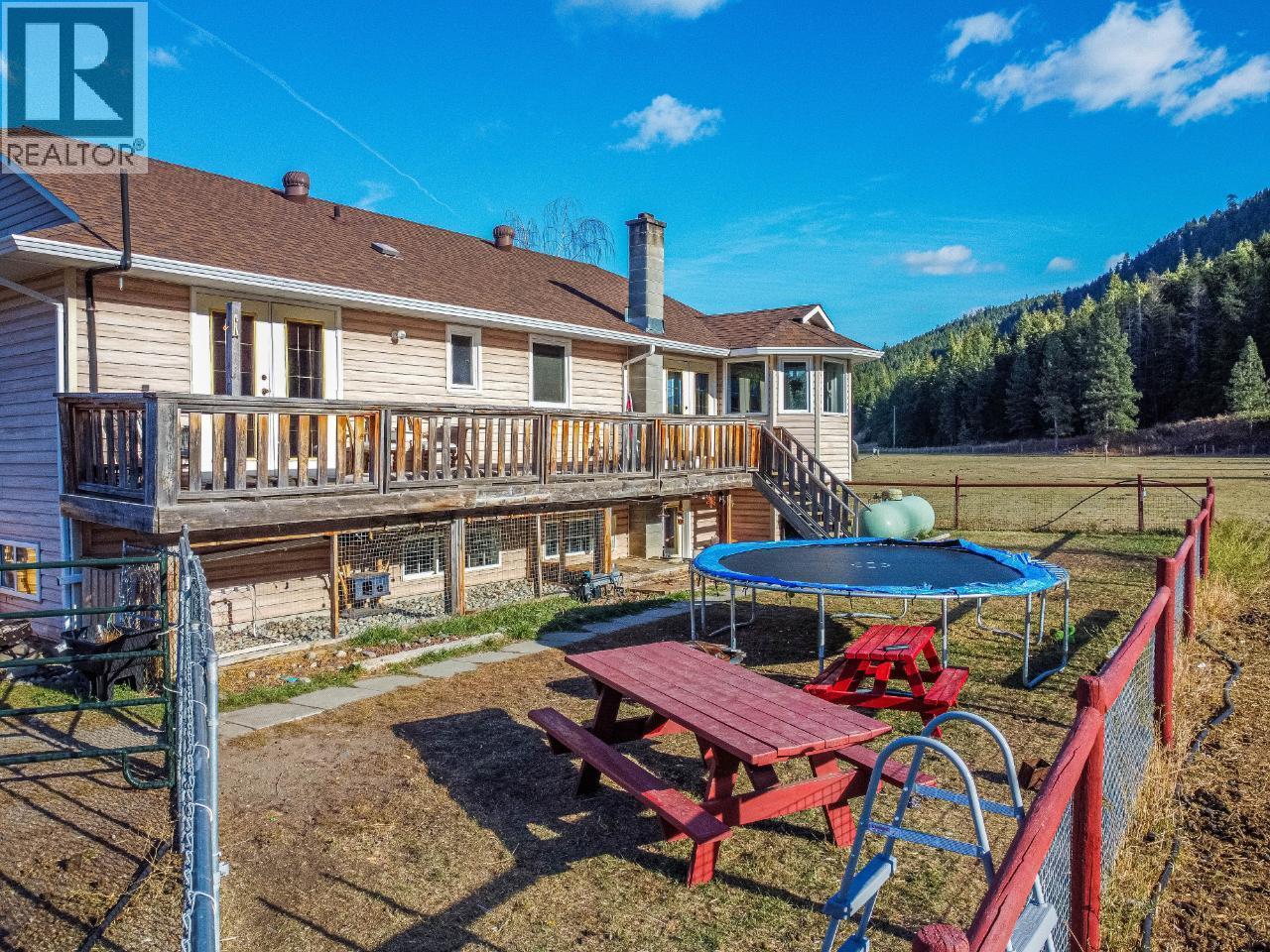 1740 Macaulay Road Property Photo 42