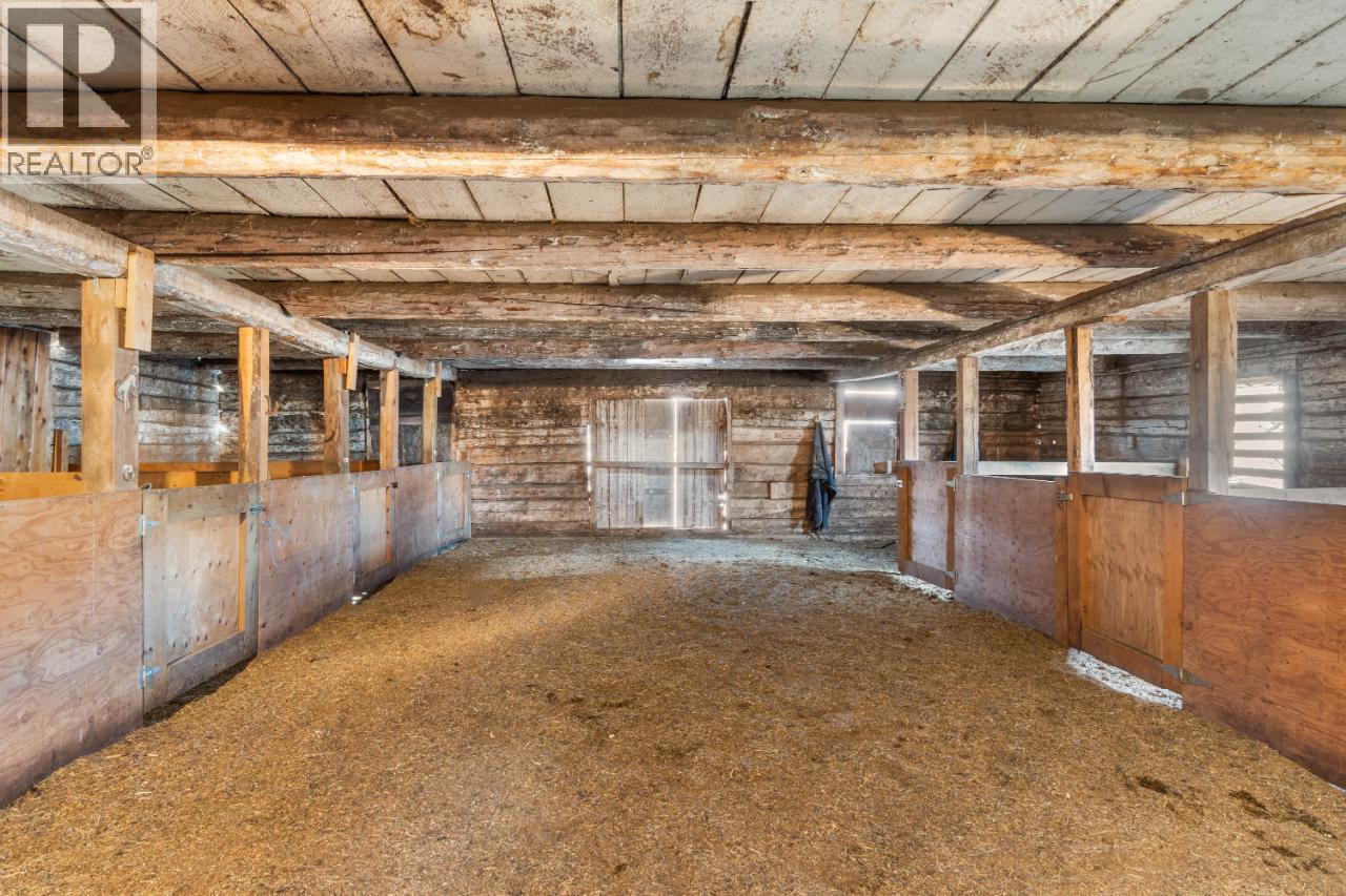 1740 Macaulay Road Property Photo 46