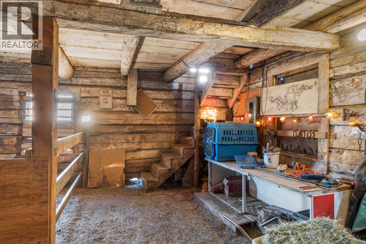 1740 Macaulay Road Property Photo 48