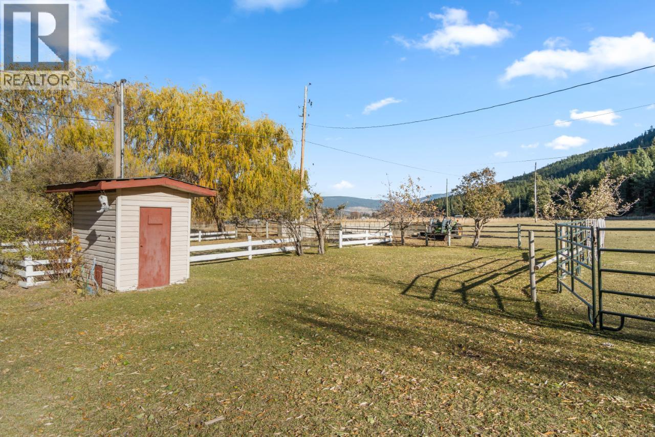 1740 Macaulay Road Property Photo 65