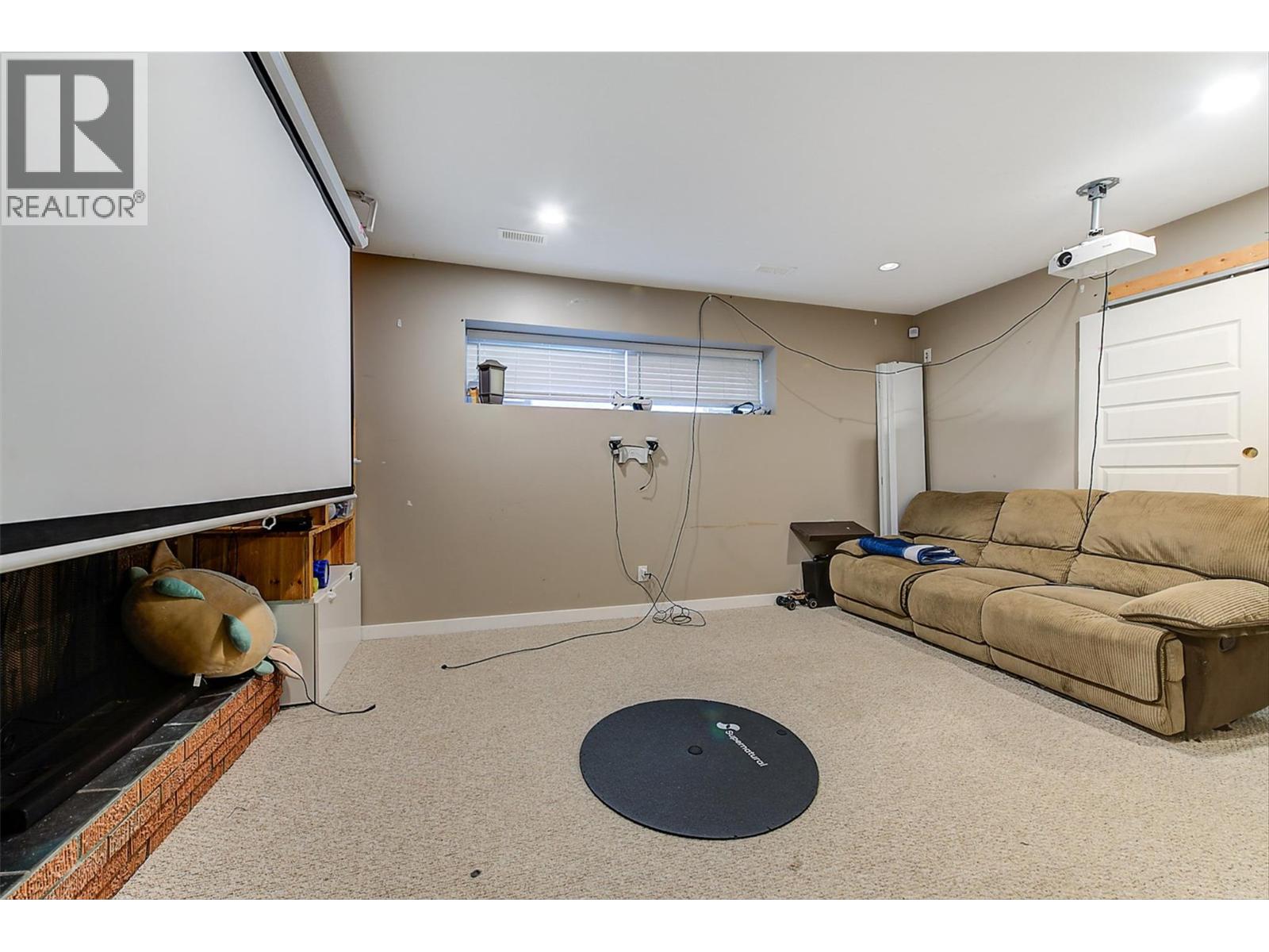 964 Tronson Drive Property Photo 18
