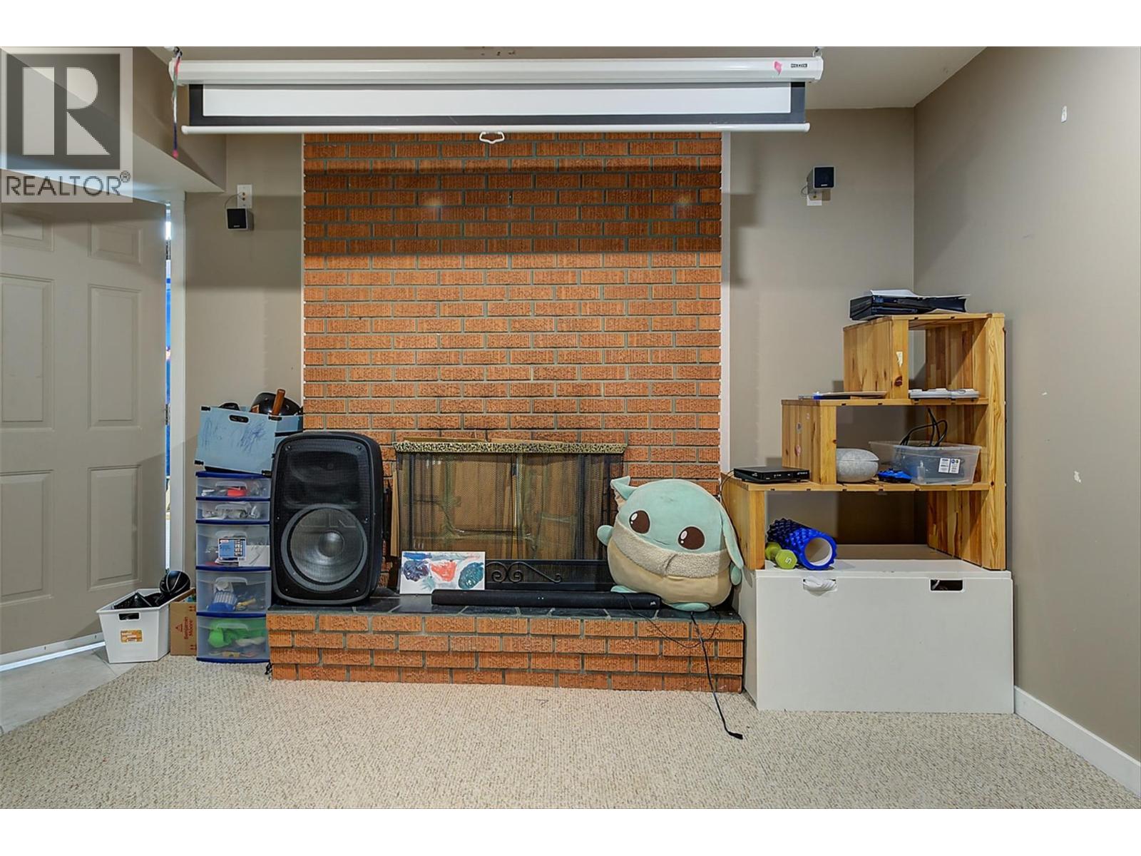 964 Tronson Drive Property Photo 19