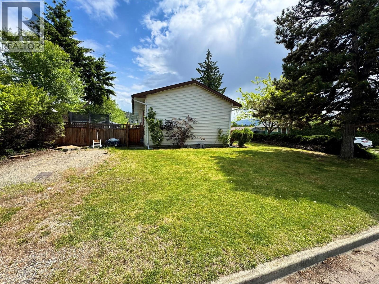 964 Tronson Drive Property Photo 25
