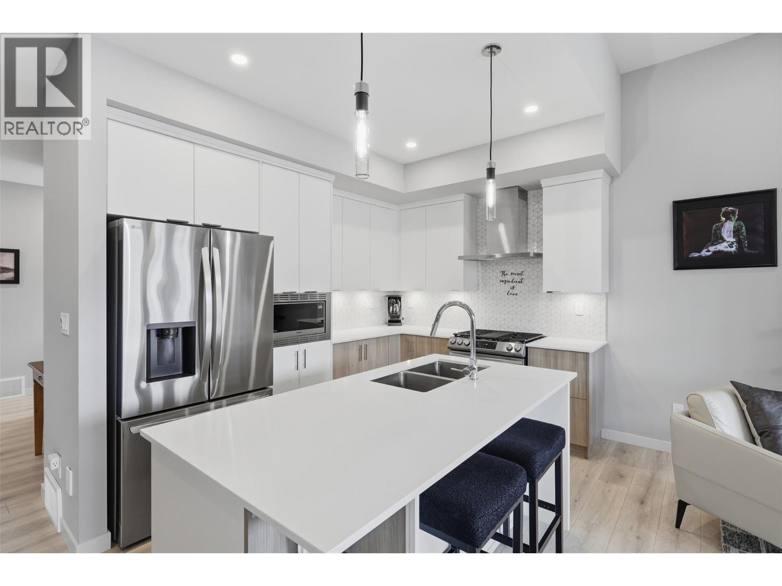 260 Rue Cheval Noir Unit# 19 Property Photo 17