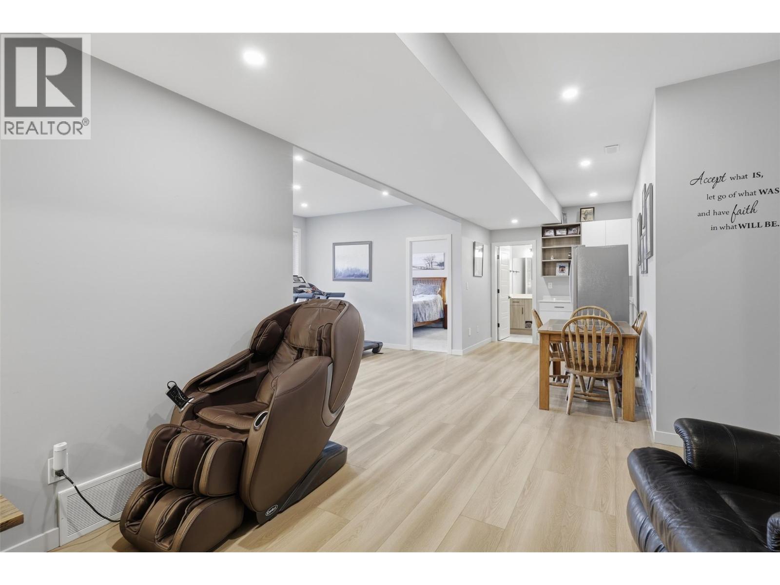 260 Rue Cheval Noir Unit# 19 Property Photo 40