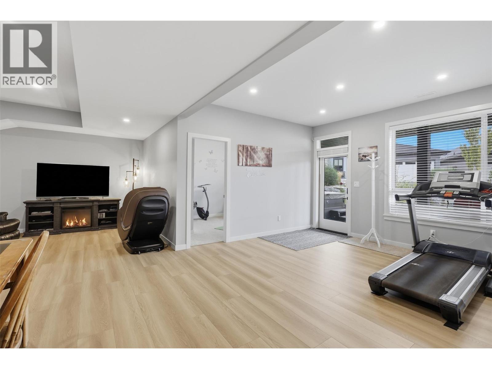 260 Rue Cheval Noir Unit# 19 Property Photo 42