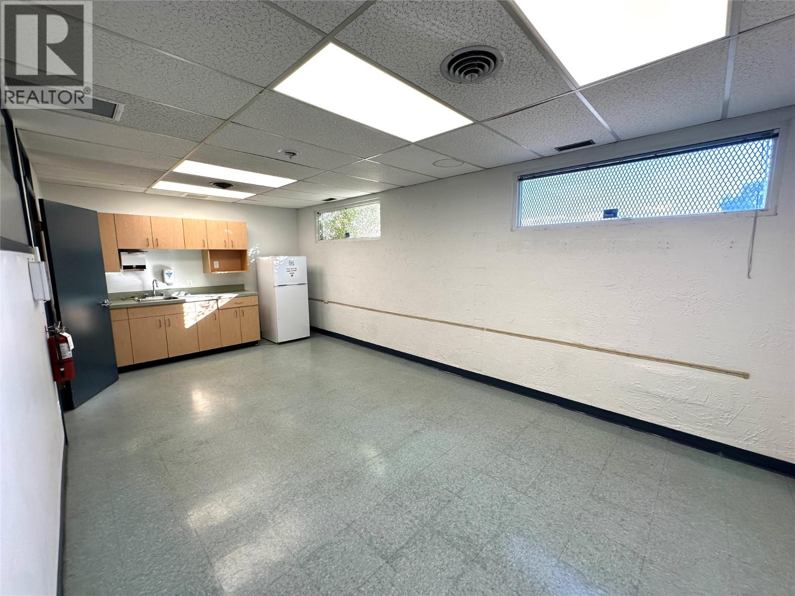 455 & 477 Leon Avenue Property Photo 19