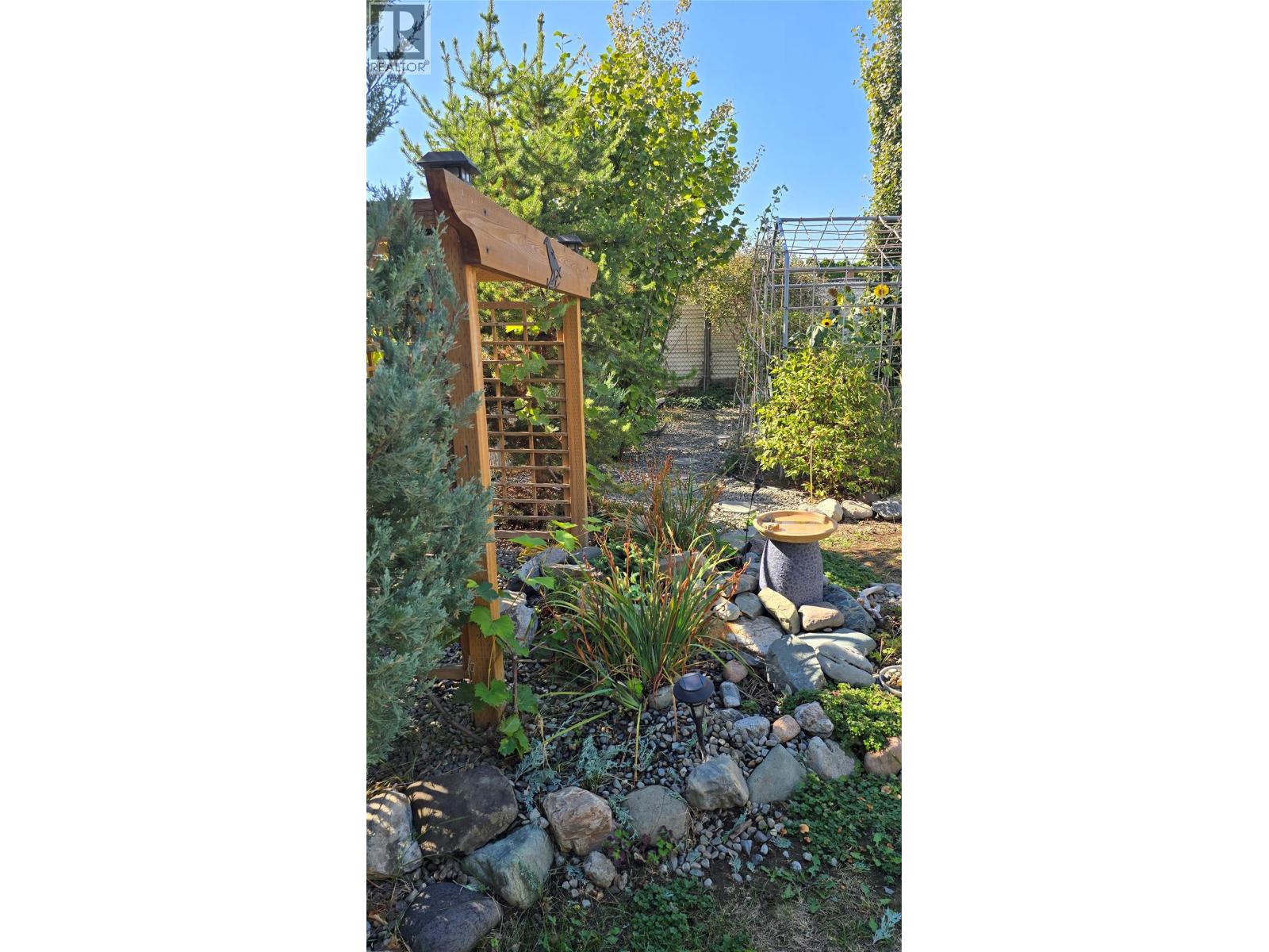 266 Chestnut Avenue Property Photo 31