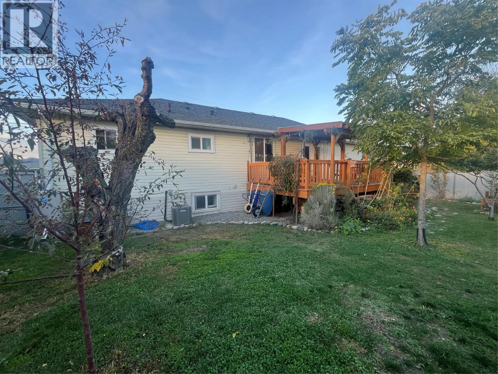 266 Chestnut Avenue Property Photo 41