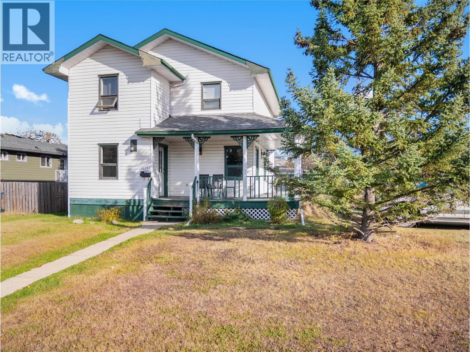 10704 Briarwood Crescent Property Photo 1
