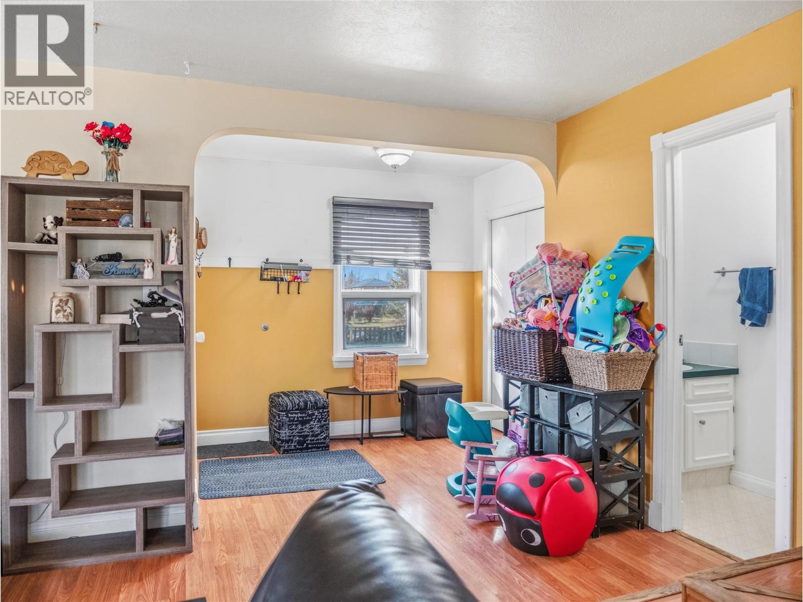10704 Briarwood Crescent Property Photo 18