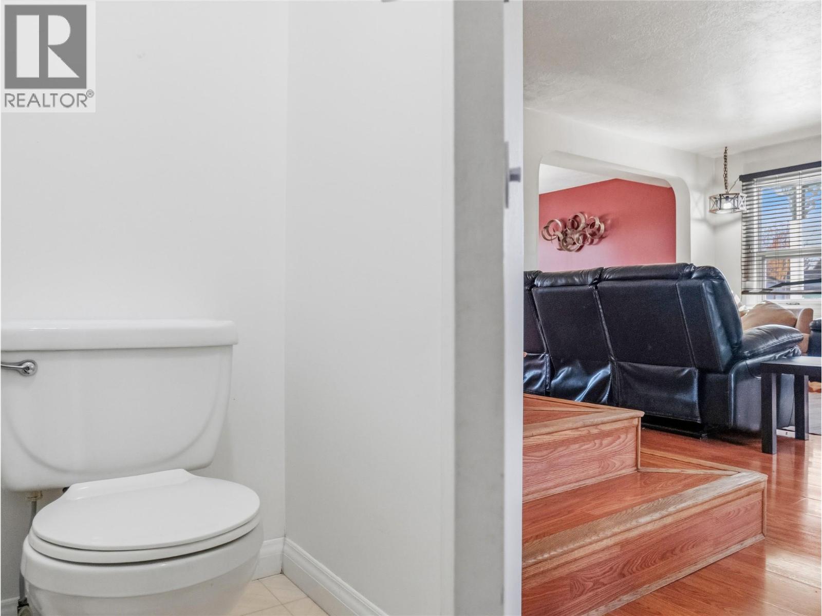 10704 Briarwood Crescent Property Photo 19