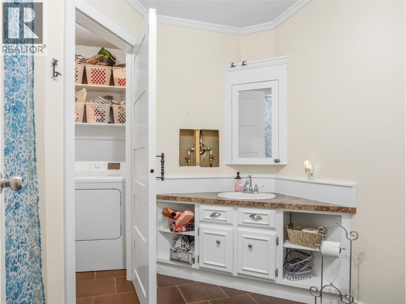 10704 Briarwood Crescent Property Photo 31