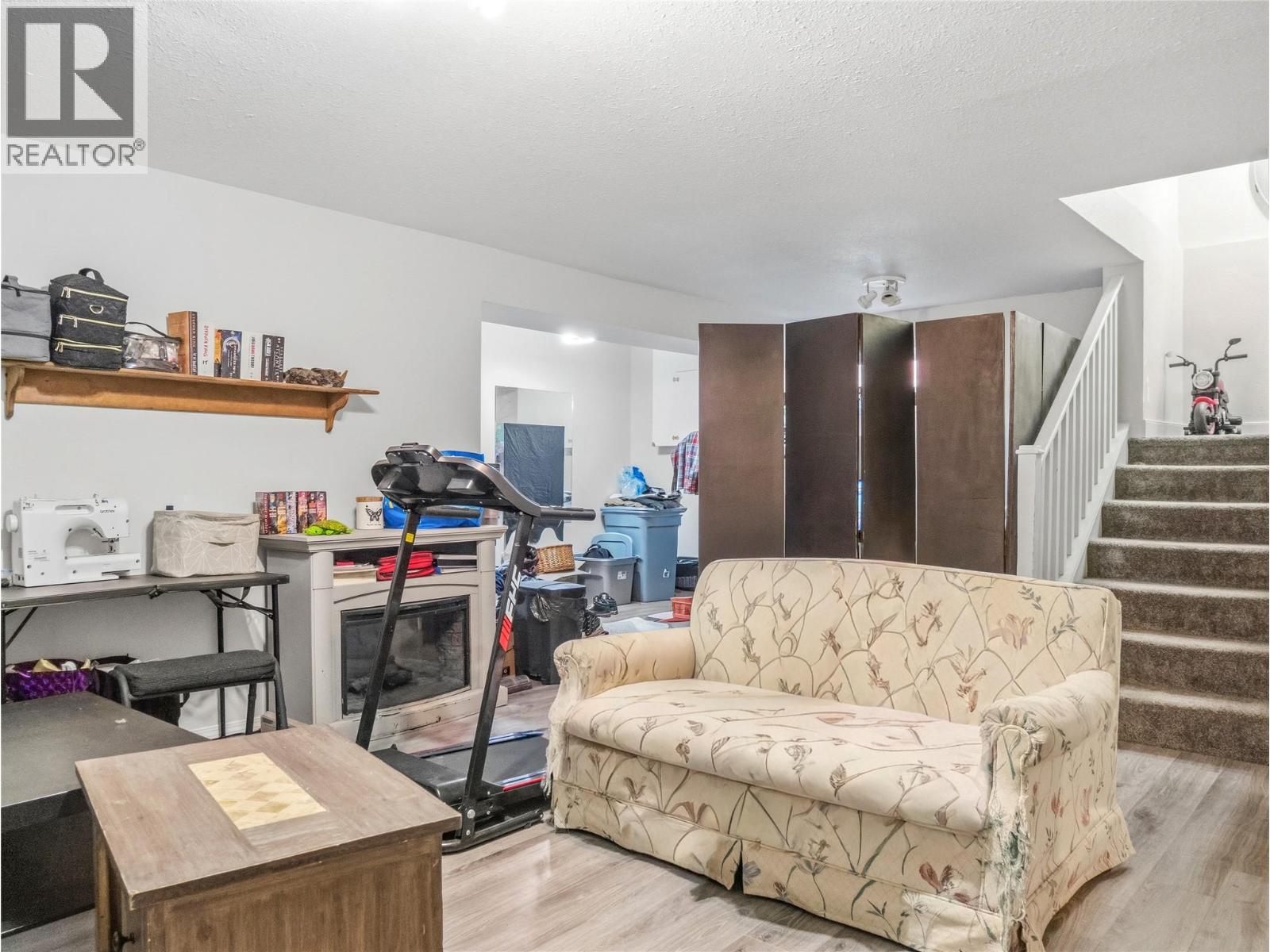 10704 Briarwood Crescent Property Photo 37