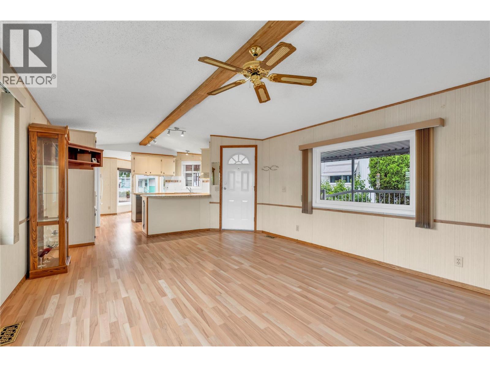 98 Okanagan Avenue E Unit# 25 Property Photo 9