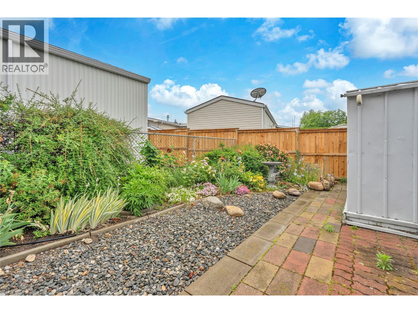 98 Okanagan Avenue E Unit# 25 Property Photo 15