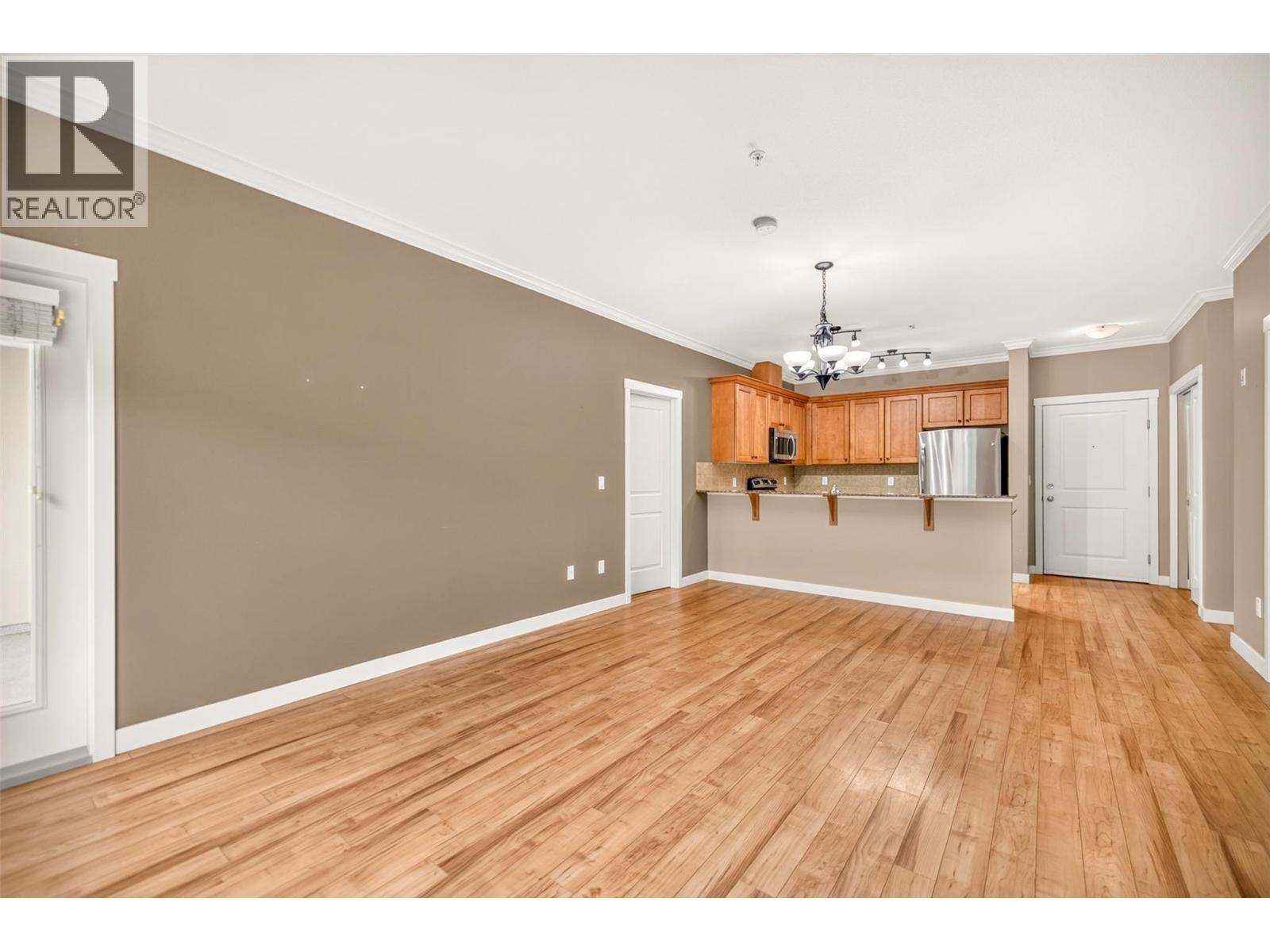 1330 Whitewood Crescent Unit# 210 Property Photo 12