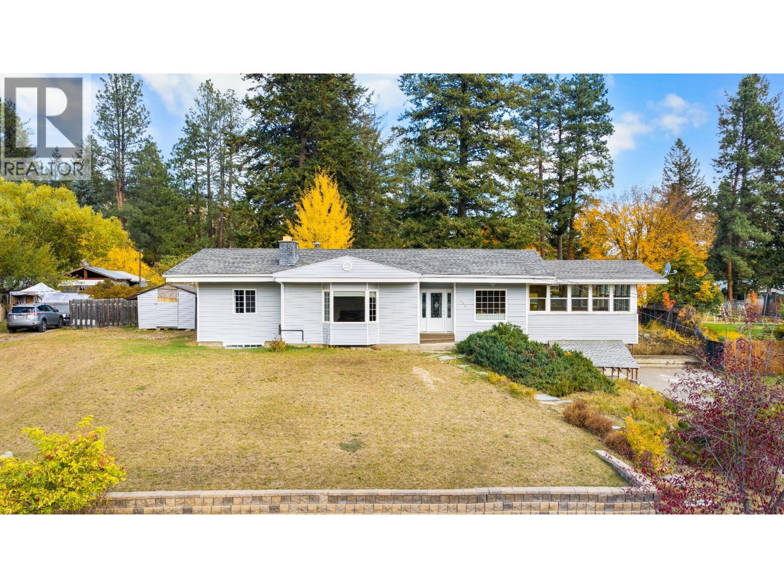 236 304th Avenue Property Photo 1