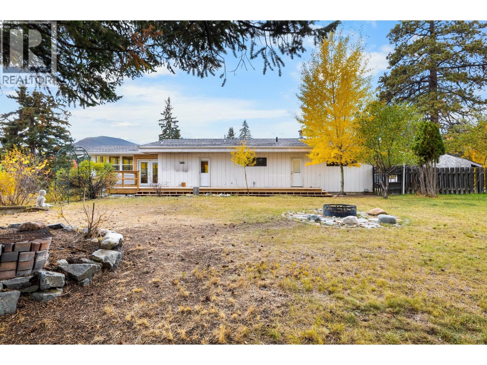 236 304th Avenue Property Photo 34
