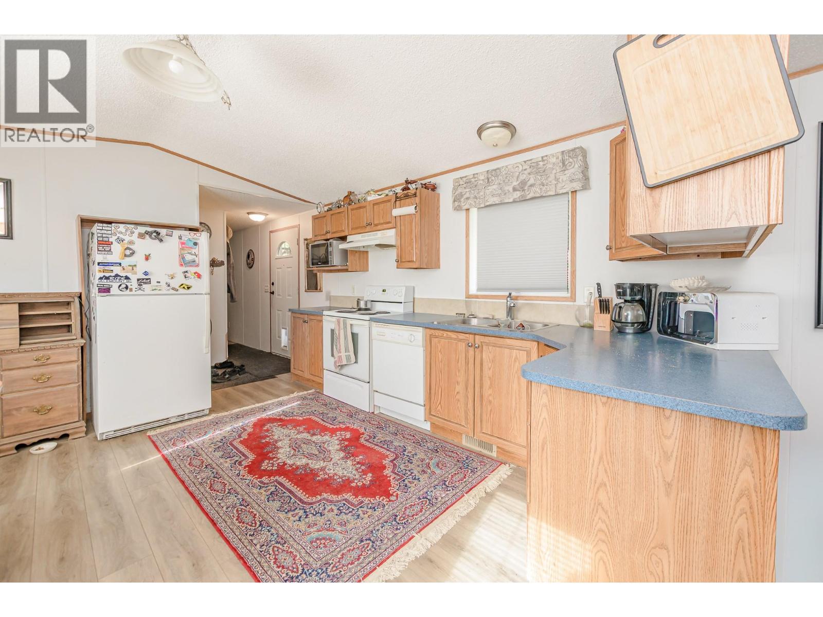 2841 Simpson Road Property Photo 5