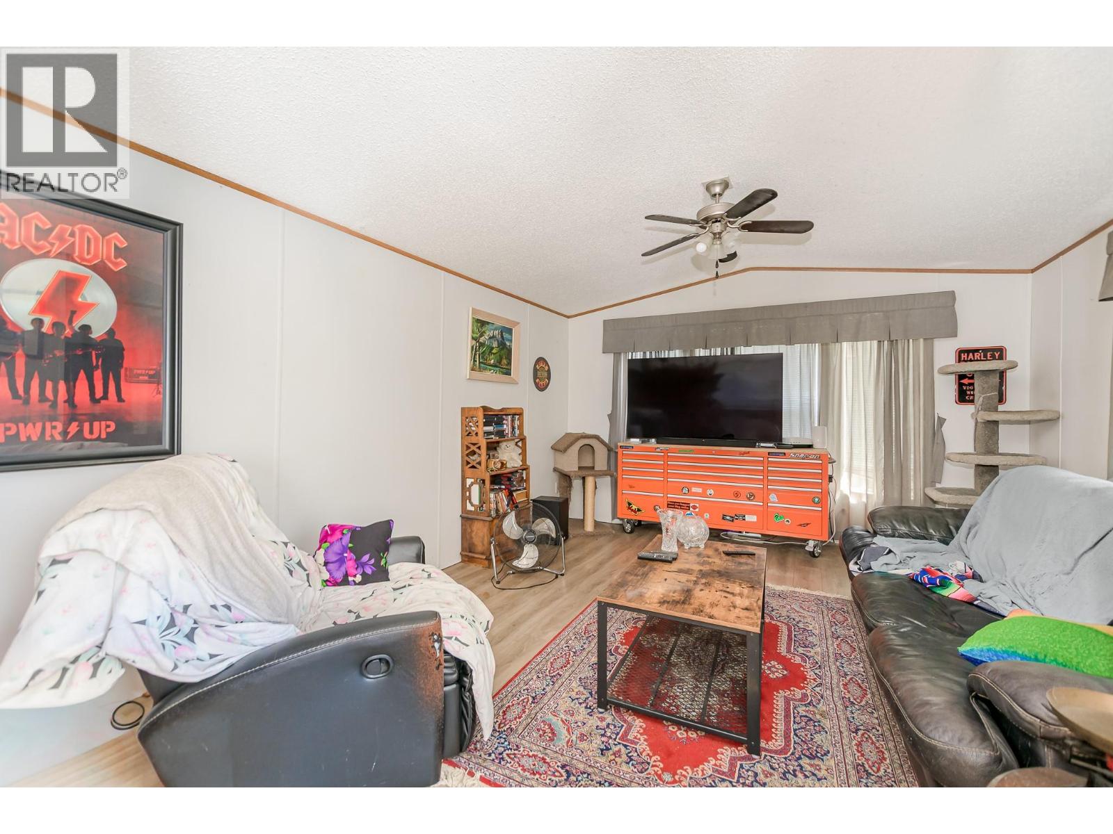 2841 Simpson Road Property Photo 9