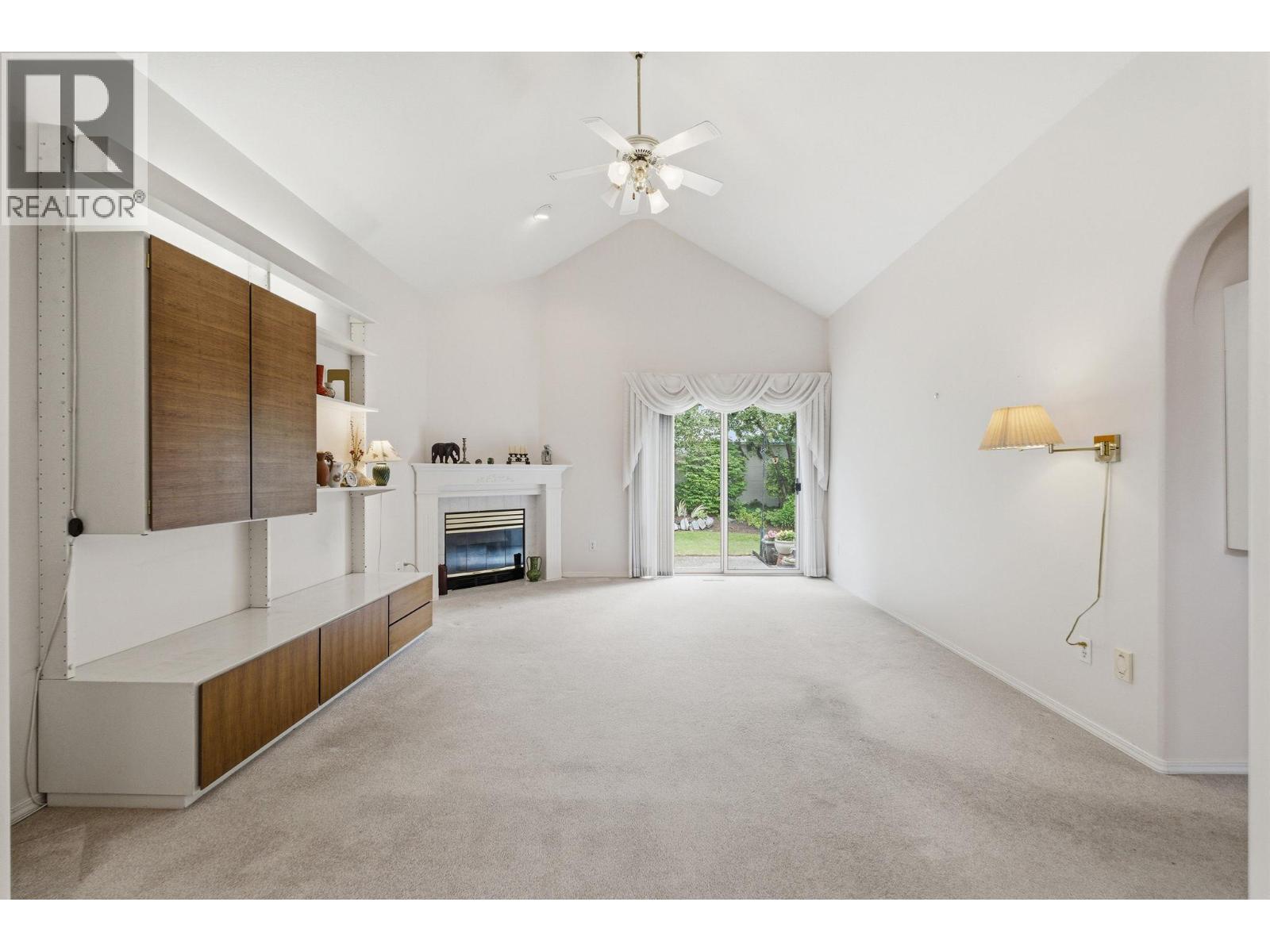650 Lexington Drive Unit# 212 Property Photo 8
