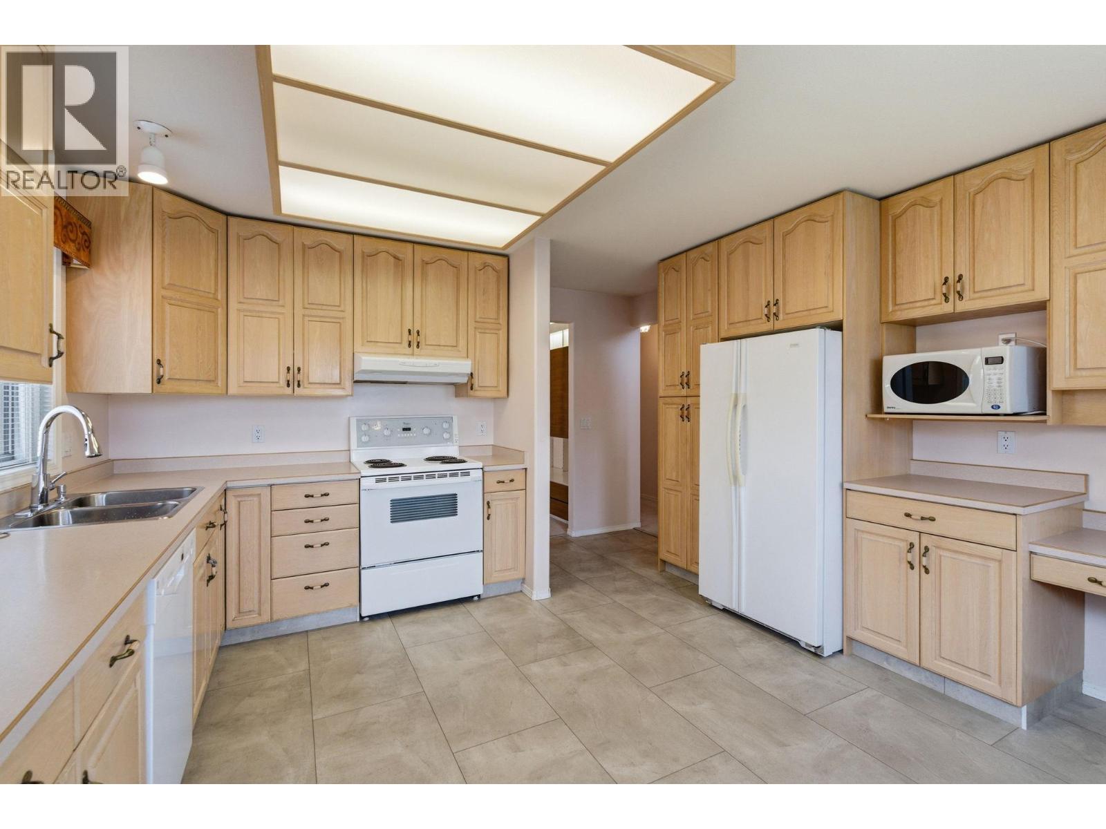 650 Lexington Drive Unit# 212 Property Photo 15