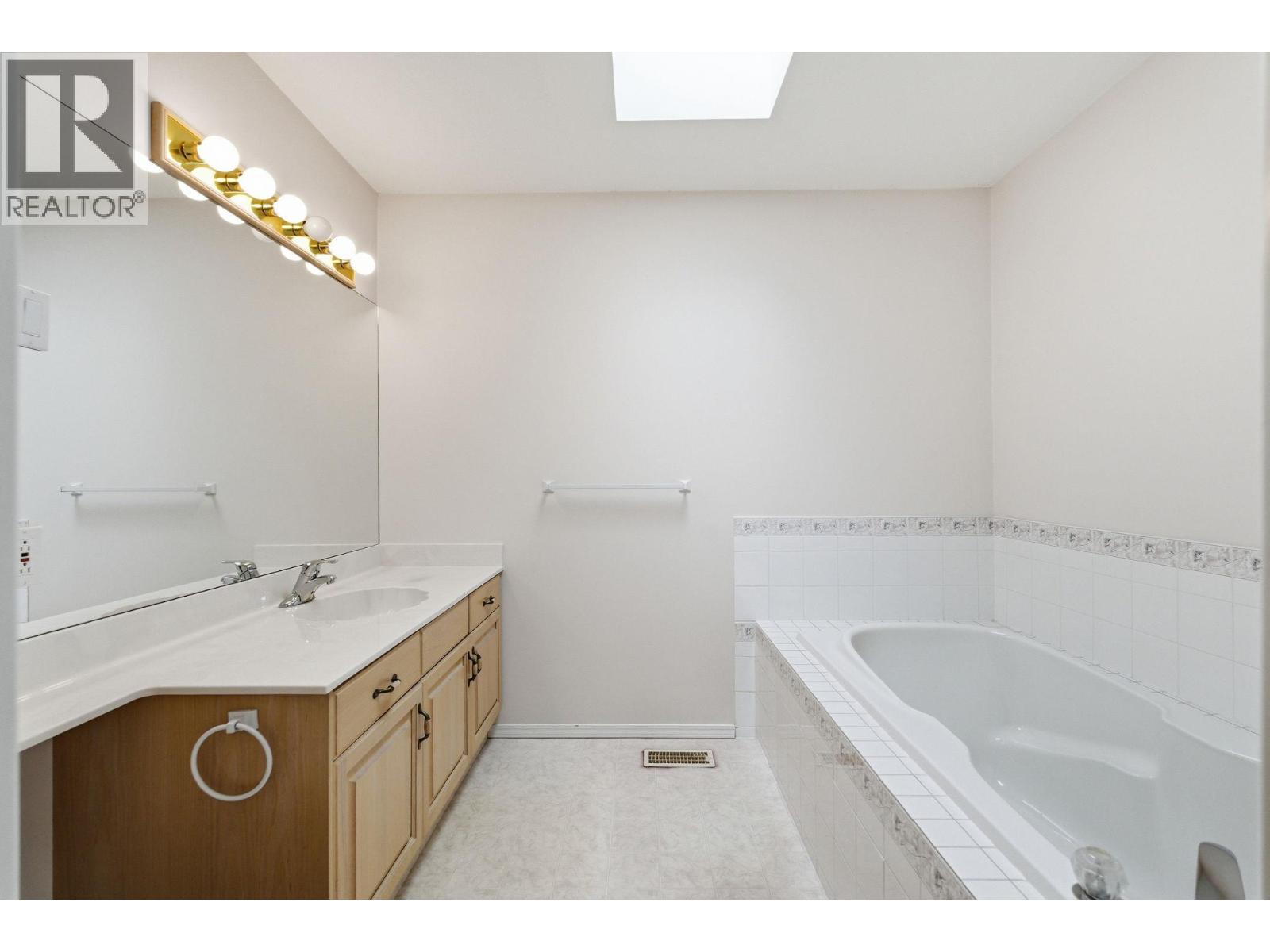 650 Lexington Drive Unit# 212 Property Photo 23