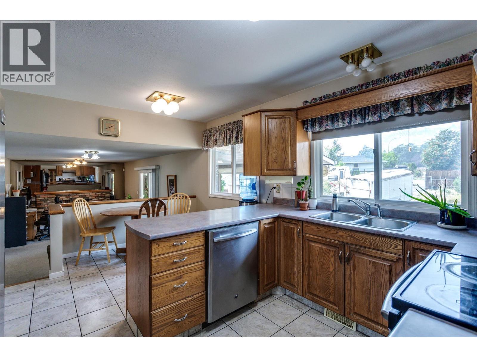 840 Liban Court Property Photo 3