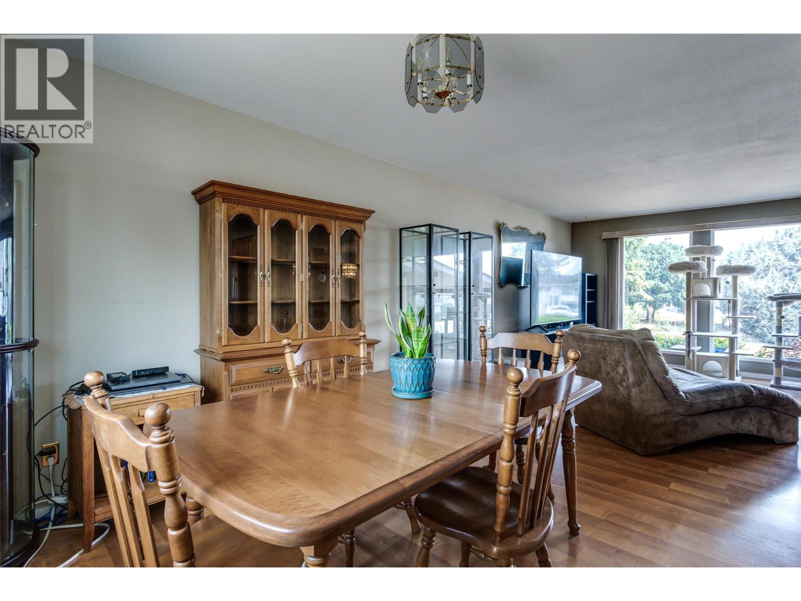 840 Liban Court Property Photo 7