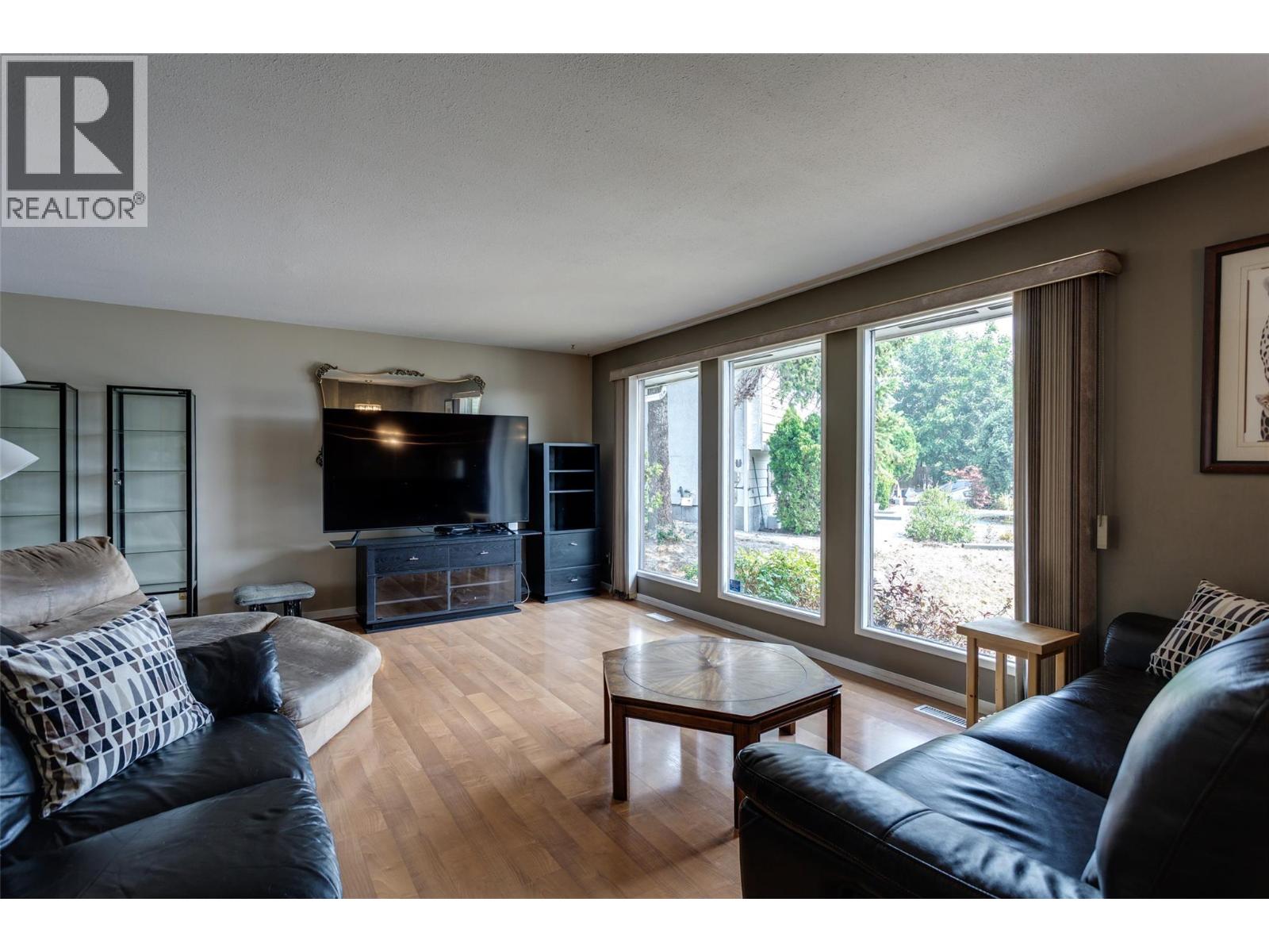 840 Liban Court Property Photo 11