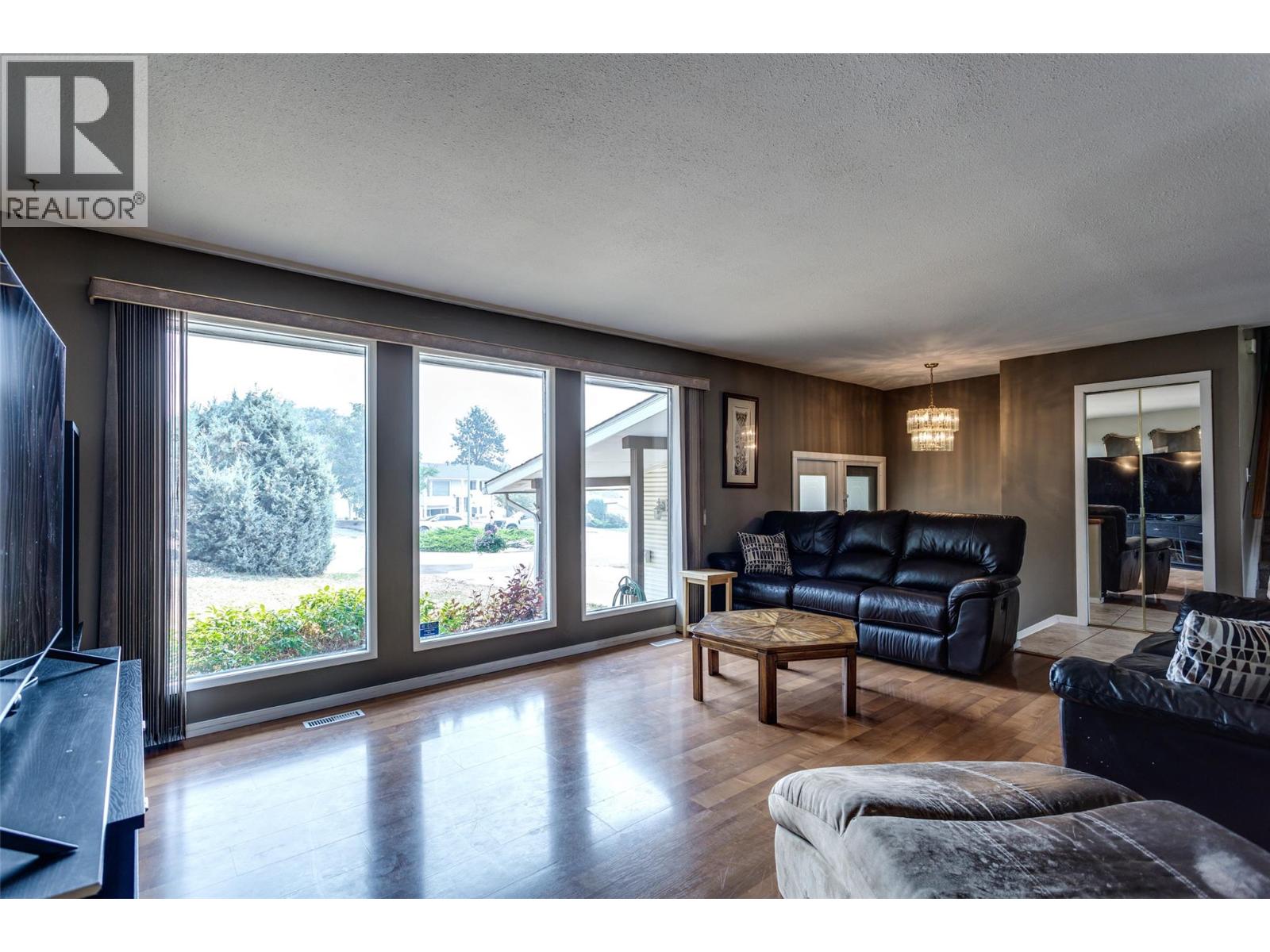840 Liban Court Property Photo 12