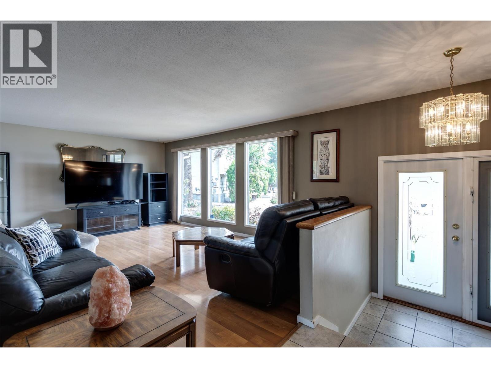 840 Liban Court Property Photo 14