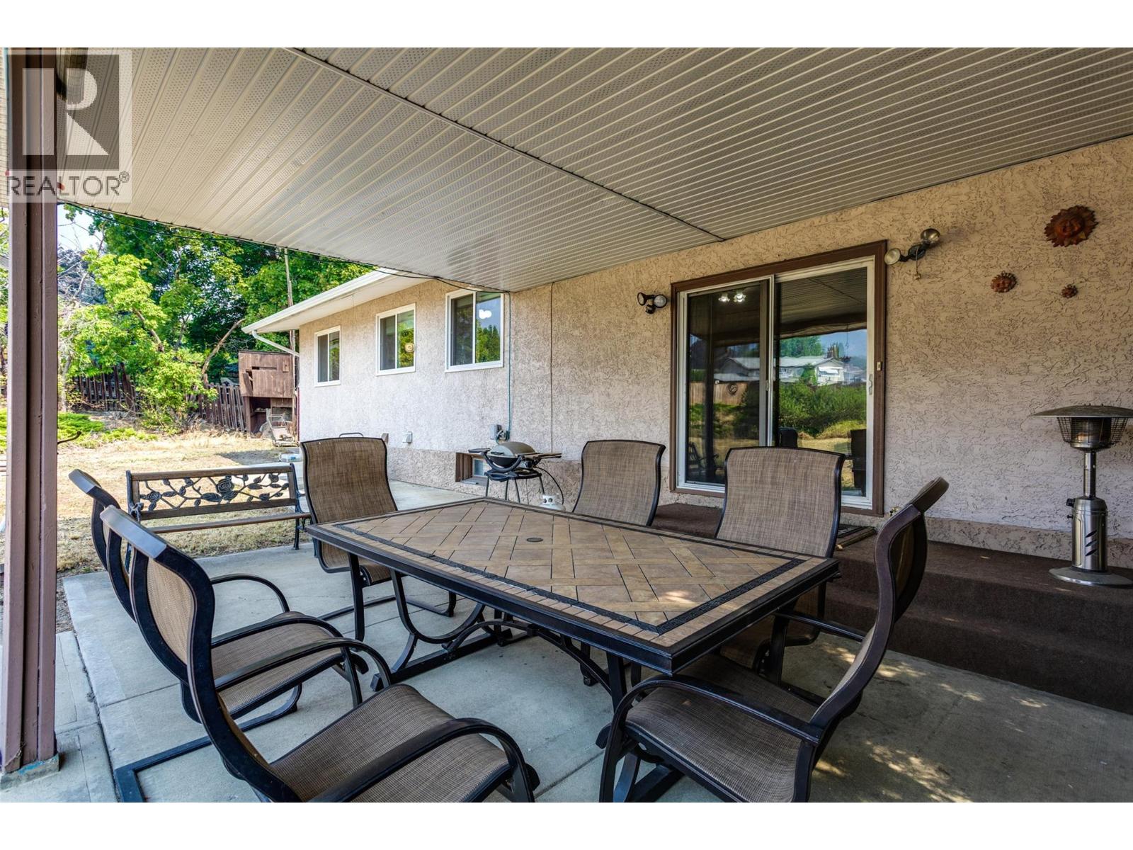 840 Liban Court Property Photo 39
