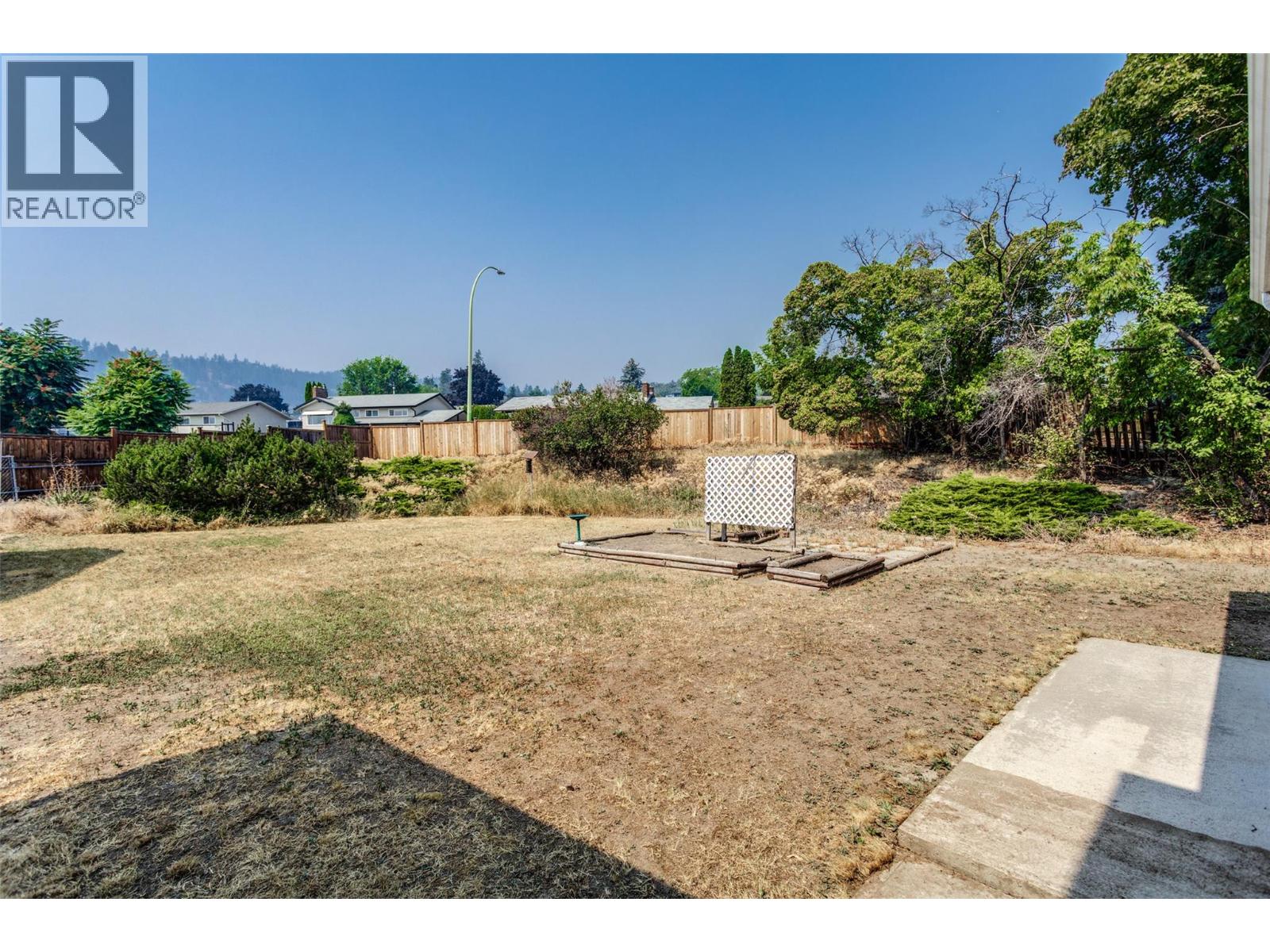 840 Liban Court Property Photo 44
