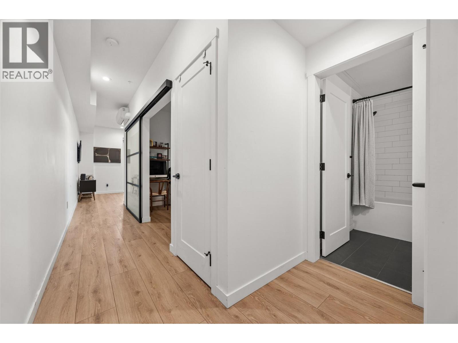 660 Cawston Avenue Unit# 311 Property Photo 1