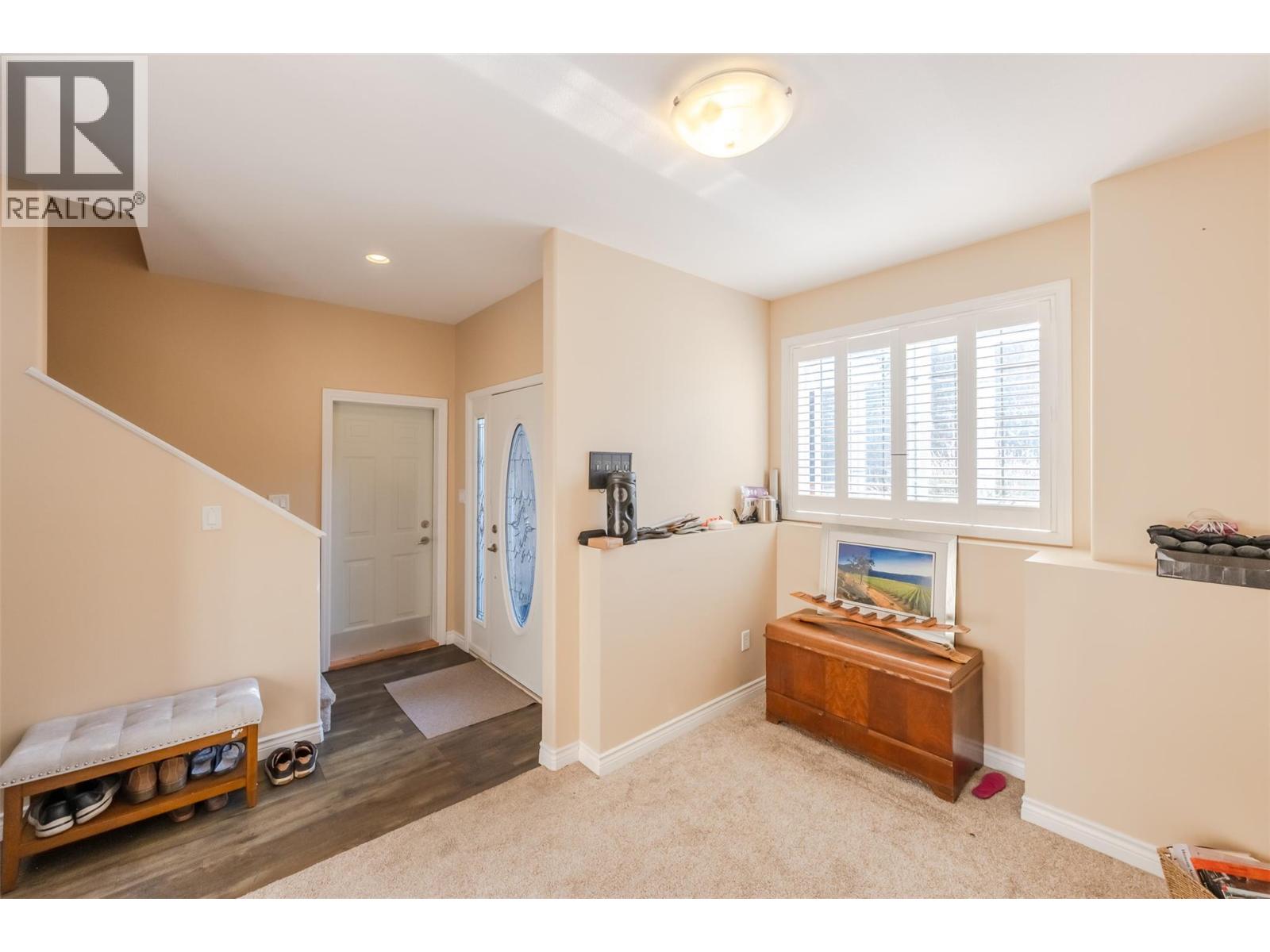 391 Ridge Road Property Photo 5