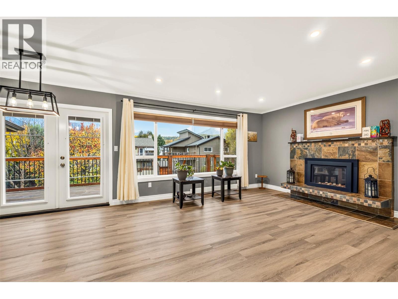 36 Mt Klauer Street Property Photo 11
