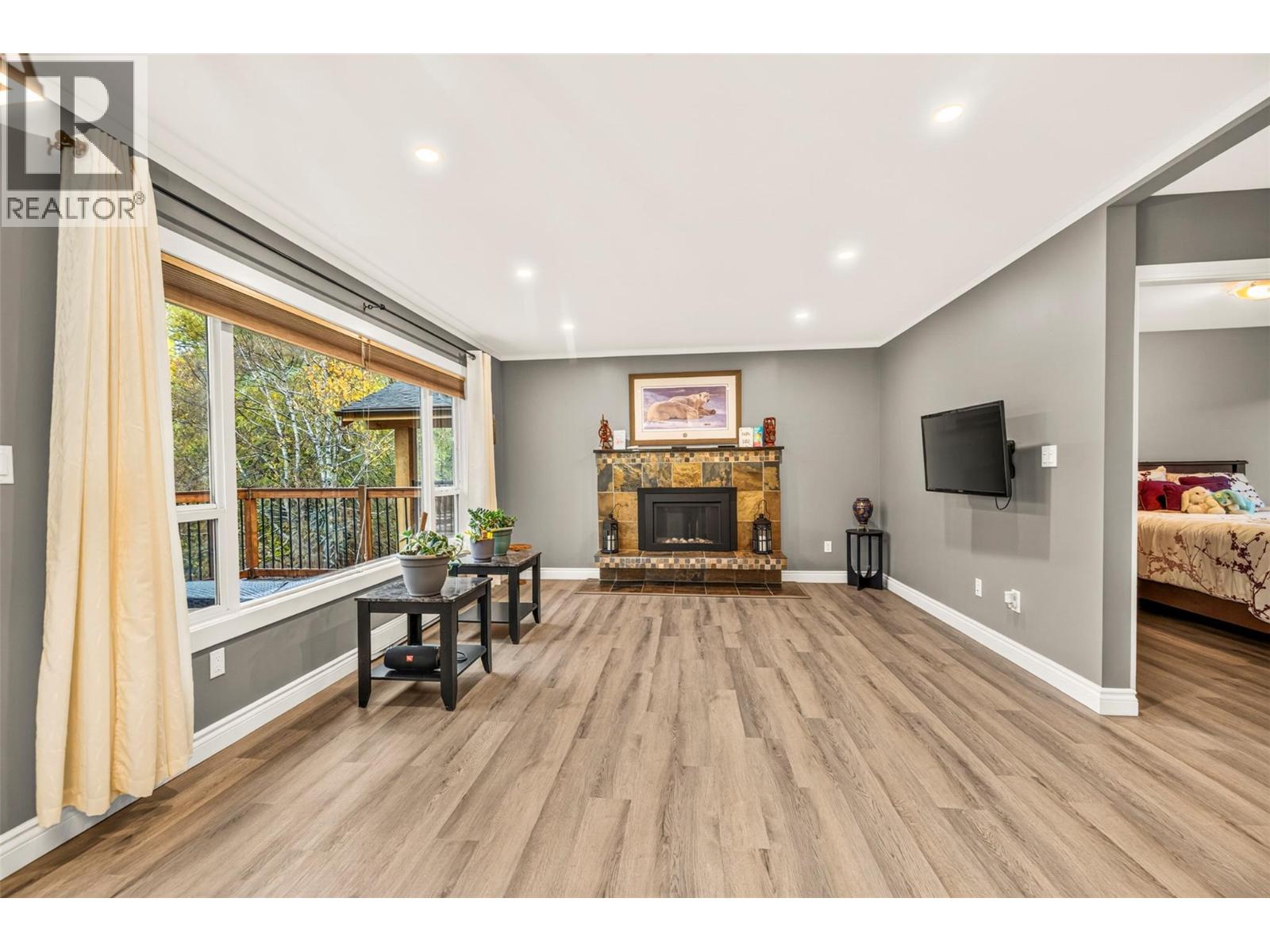 36 Mt Klauer Street Property Photo 14