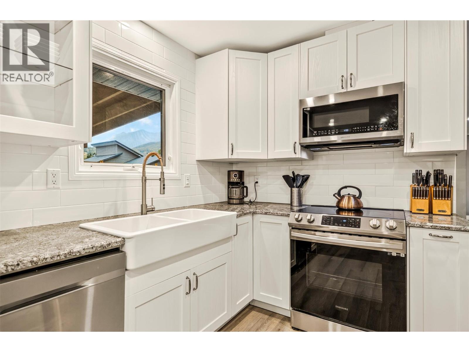 36 Mt Klauer Street Property Photo 24