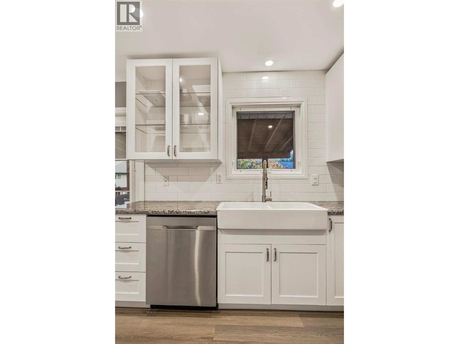 36 Mt Klauer Street Property Photo 30