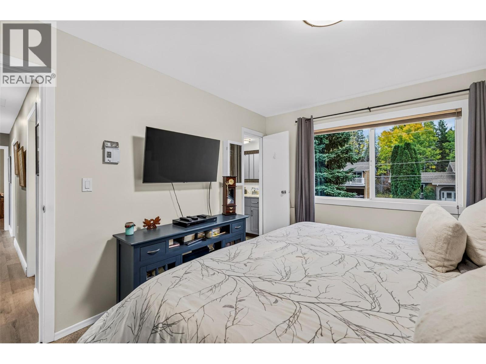 36 Mt Klauer Street Property Photo 42