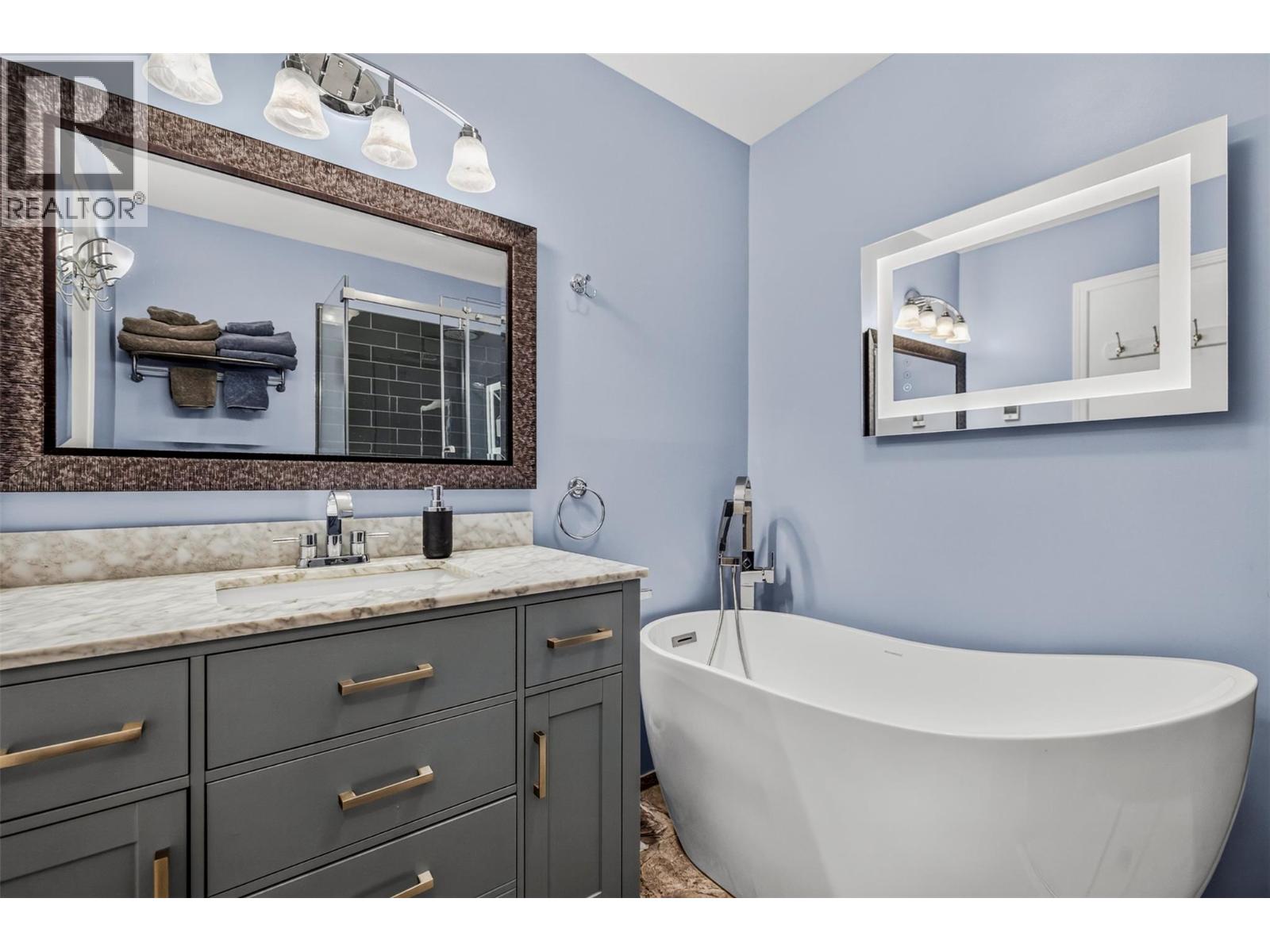 36 Mt Klauer Street Property Photo 57