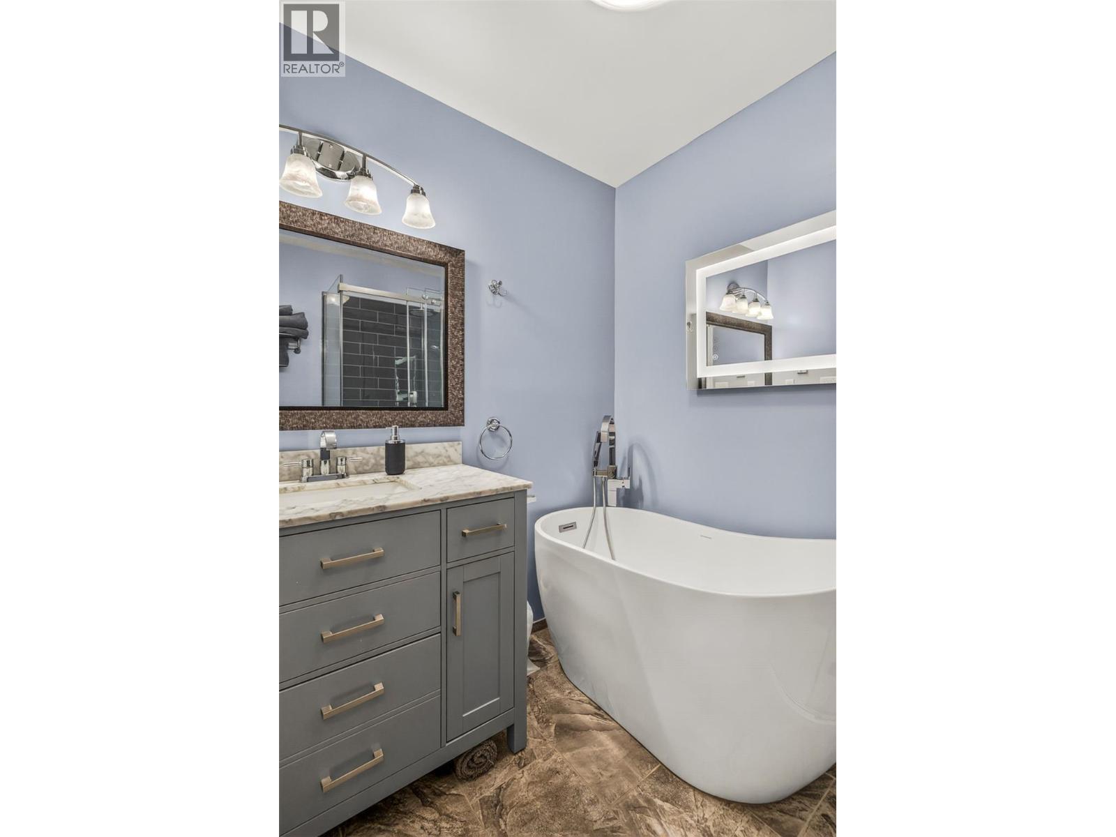 36 Mt Klauer Street Property Photo 59