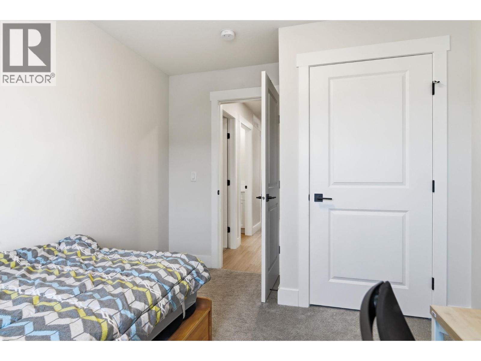 1999 15 Avenue Unit# 6 Property Photo 28