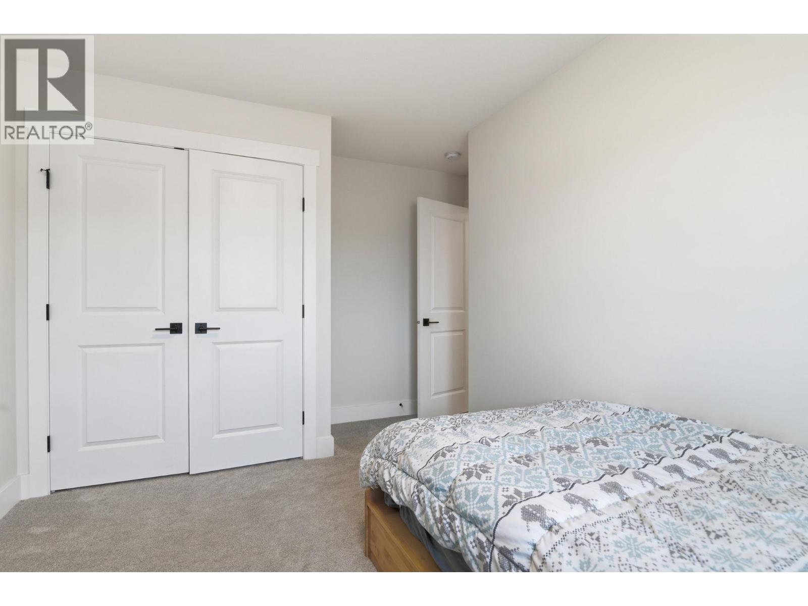 1999 15 Avenue Unit# 6 Property Photo 30