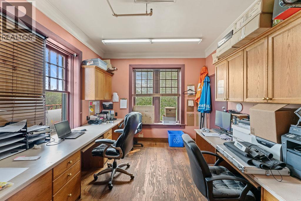 500 Lorne Street Property Photo 28