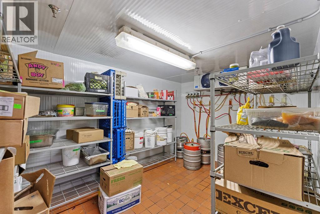 500 Lorne Street Property Photo 32