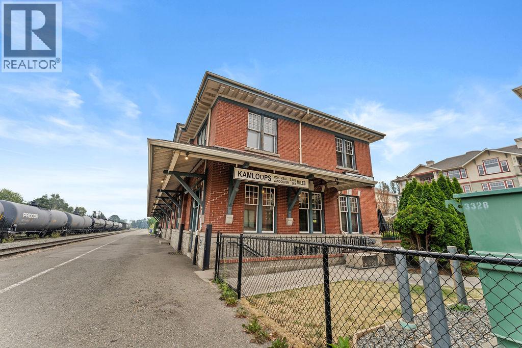 500 Lorne Street Property Photo 43